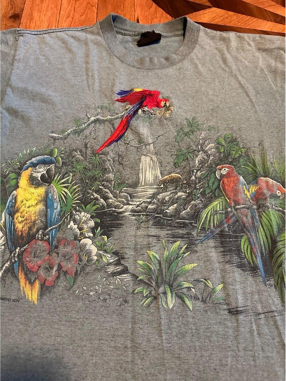 Vintage Habitat T Shirt Mens L Short Sleeve Crew Neck Rainforest Parrots - Picture 2 of 7